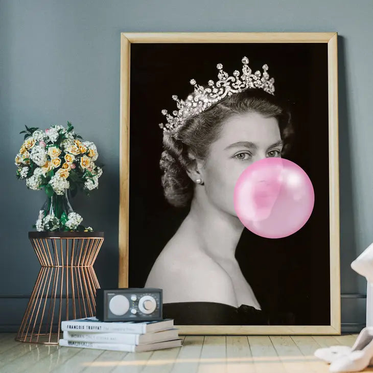 Queen Blowing Bubblegum Print - 1